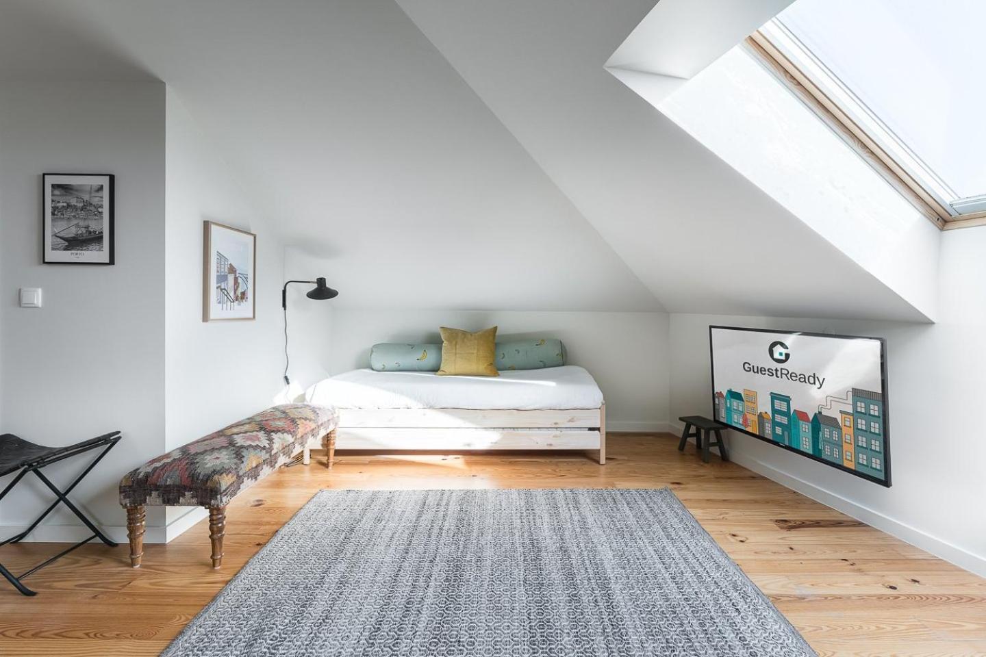 Guestready - Spacious And Modern Apt W/ Skylight Porto Bagian luar foto