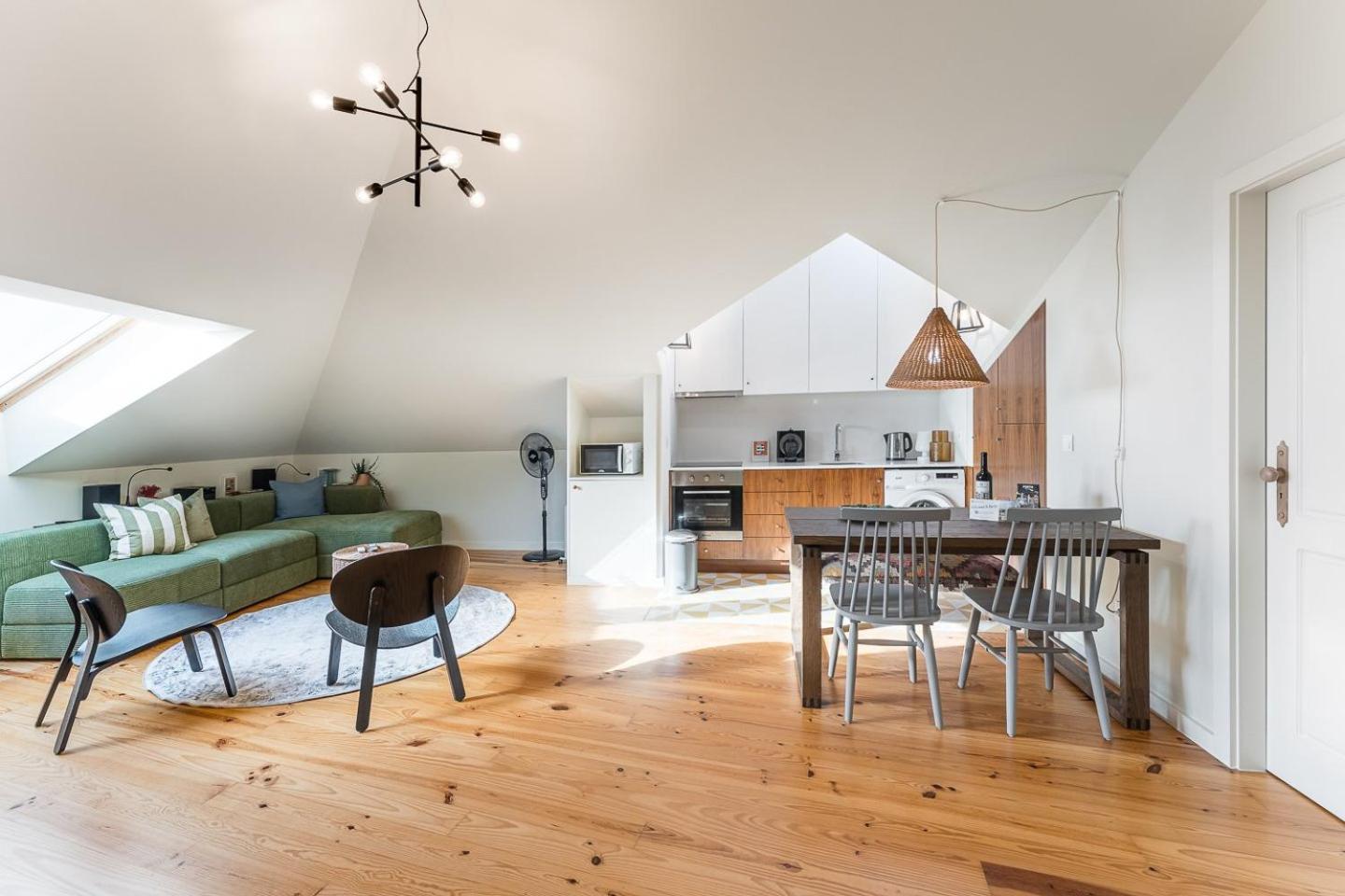 Guestready - Spacious And Modern Apt W/ Skylight Porto Bagian luar foto